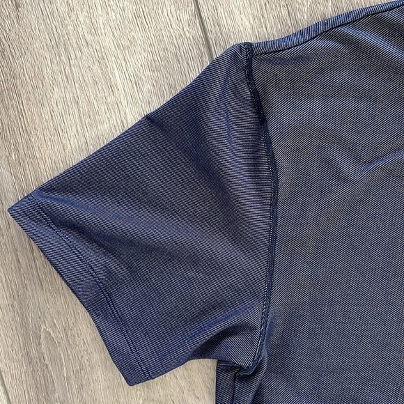 STATE Concepts blue  Tshirt size small - Picture 4 of 6